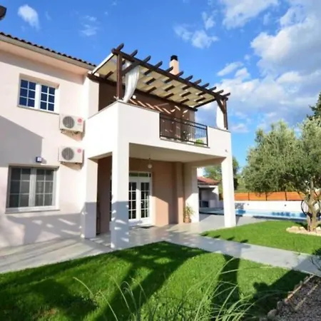 Vransko Apartamento *
